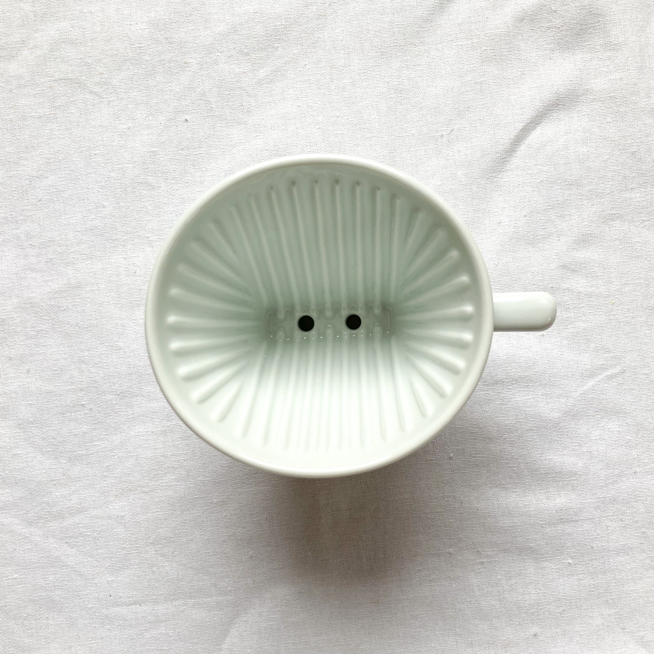 有田焼扇形ドリッパー102〈2~5杯用〉(ホワイト)G-102W