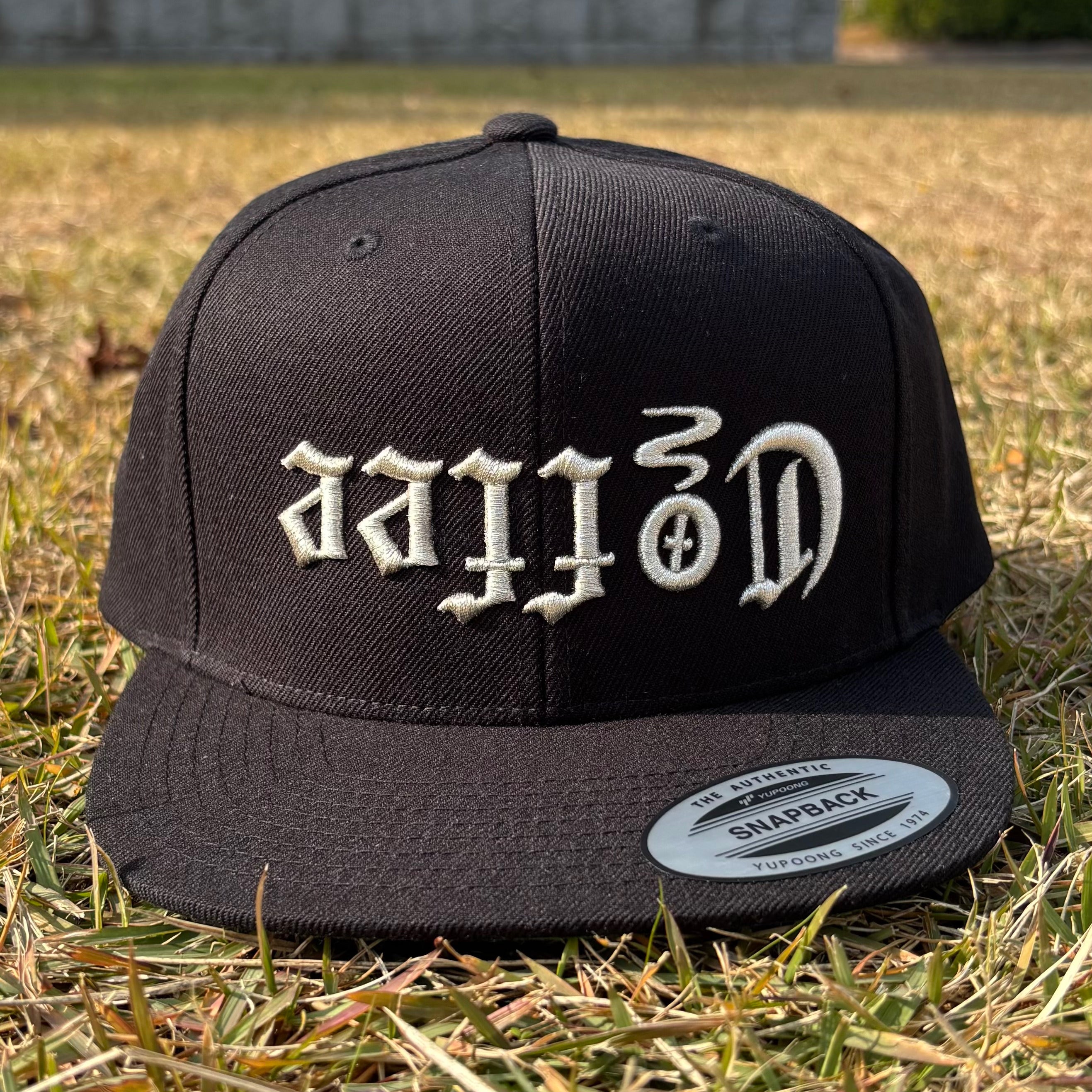 25thCAP<br>Blackブラック・silverシルバー<br>逆さCOFFEE